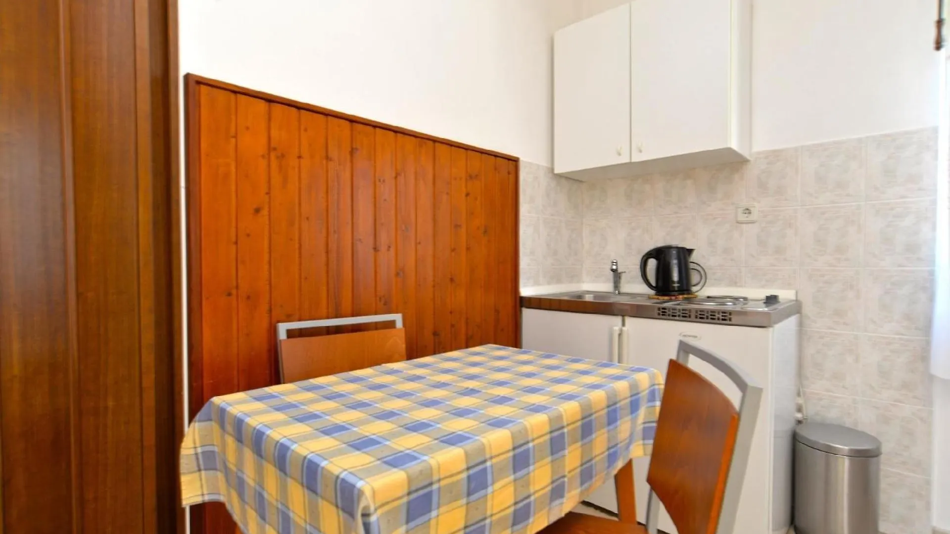 Apartment Ferienwohnung Fuer 2 Personen Ca 36 Qm In Pula-Fondole, Istrien Istrische Riviera