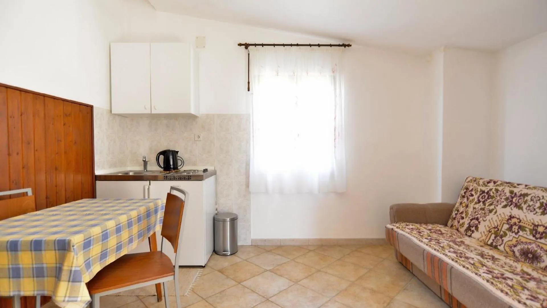 Ferienwohnung Fuer 2 Personen Ca 36 Qm In Pula-Fondole, Istrien Istrische Riviera 0*, Pula Croatia